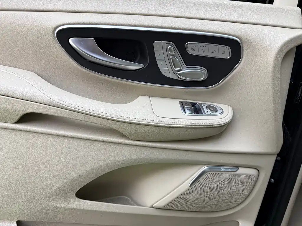 Mercedes-Benz V-Class V 2021 V 260 L Luxury