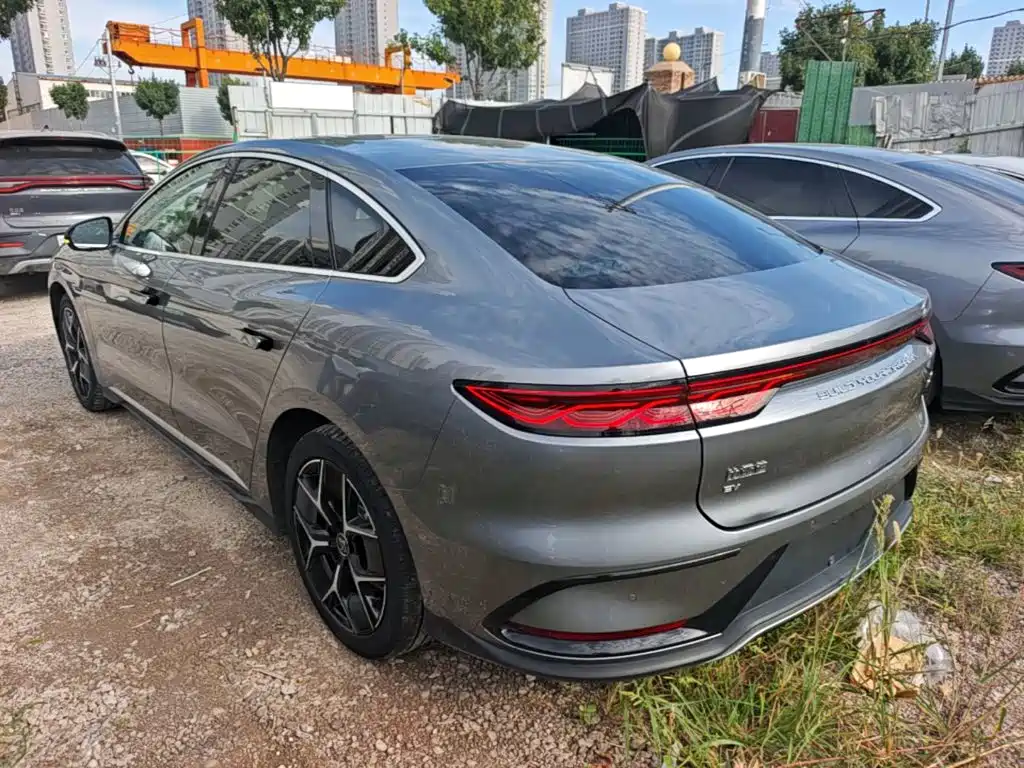 BYD Han — миниатюра 5