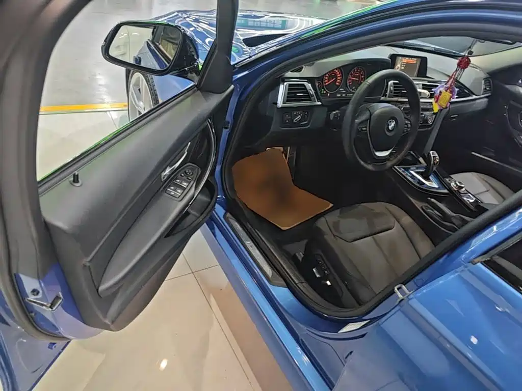 BMW 3 Series — миниатюра 16