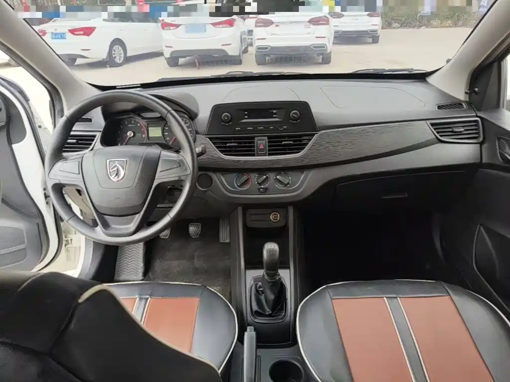 Baojun 310 — миниатюра 10