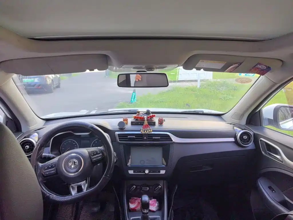 MG ZS — миниатюра 10