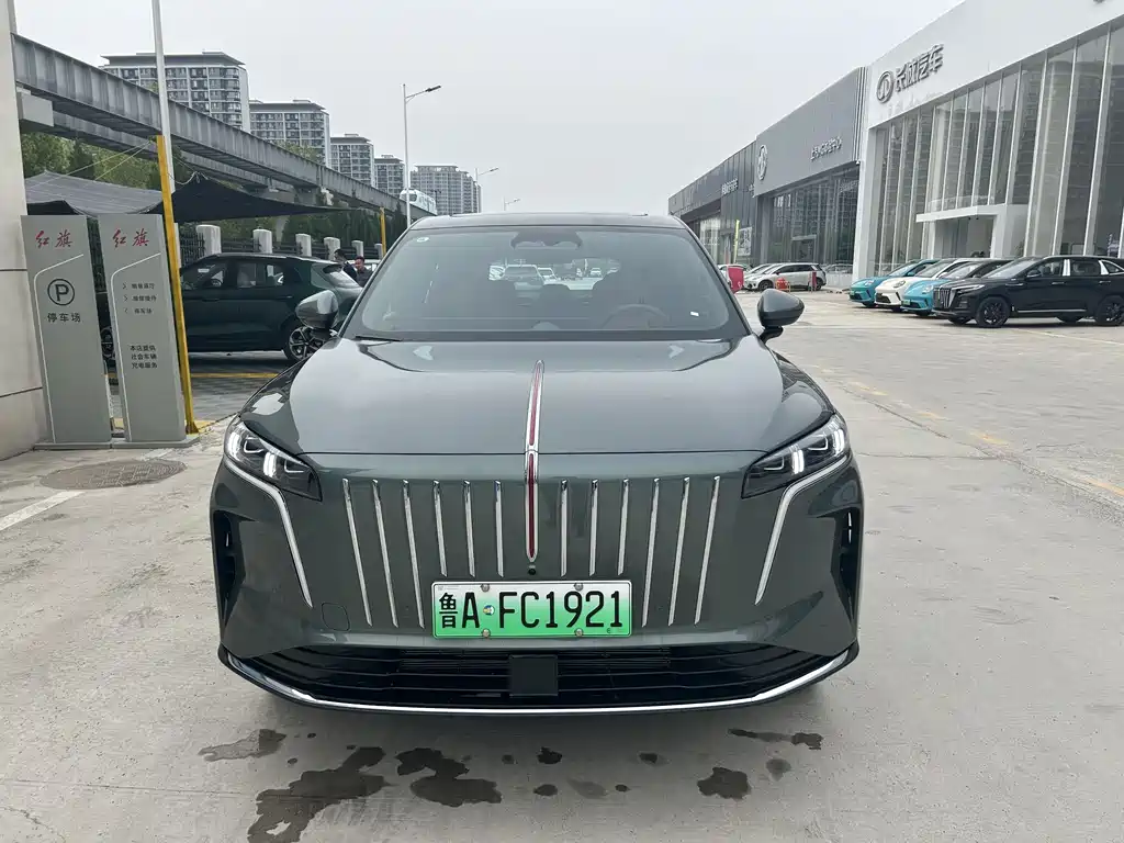 Hongqi HS6 PHEV 2026 220