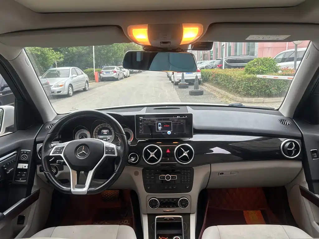 Mercedes-Benz GLK 2015 GLK 260 4MATIC Fashion
