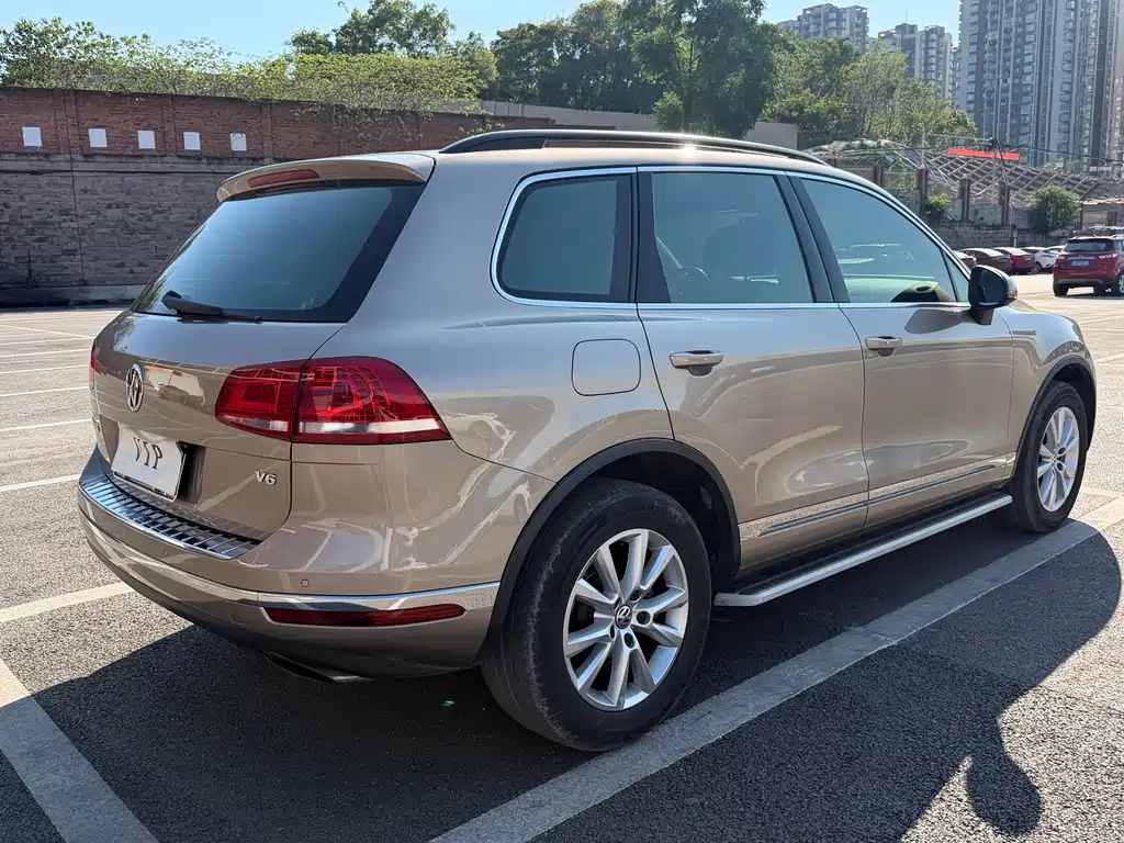 Volkswagen Touareg — миниатюра 5