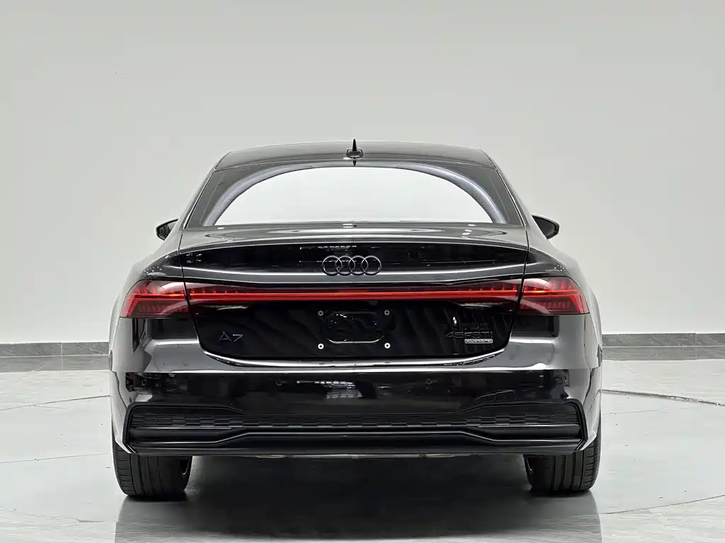 Audi A7L — миниатюра 6