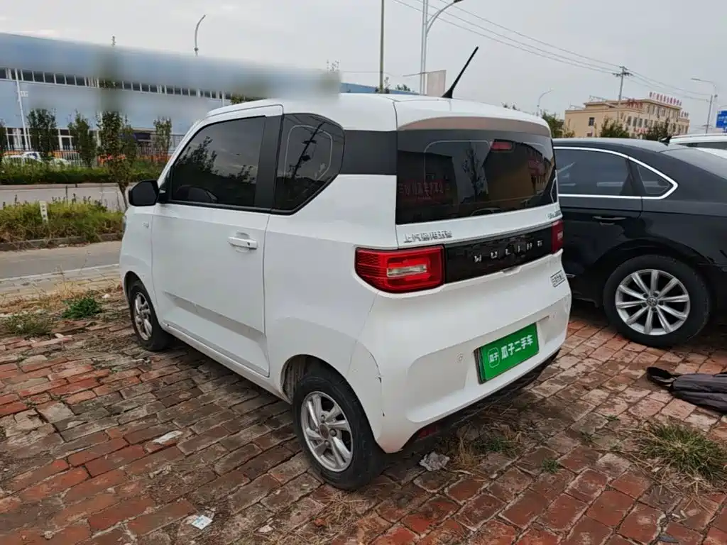 Wuling MINIEV — миниатюра 5