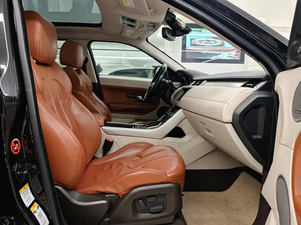 Land Rover Evoque (Import) — миниатюра 12
