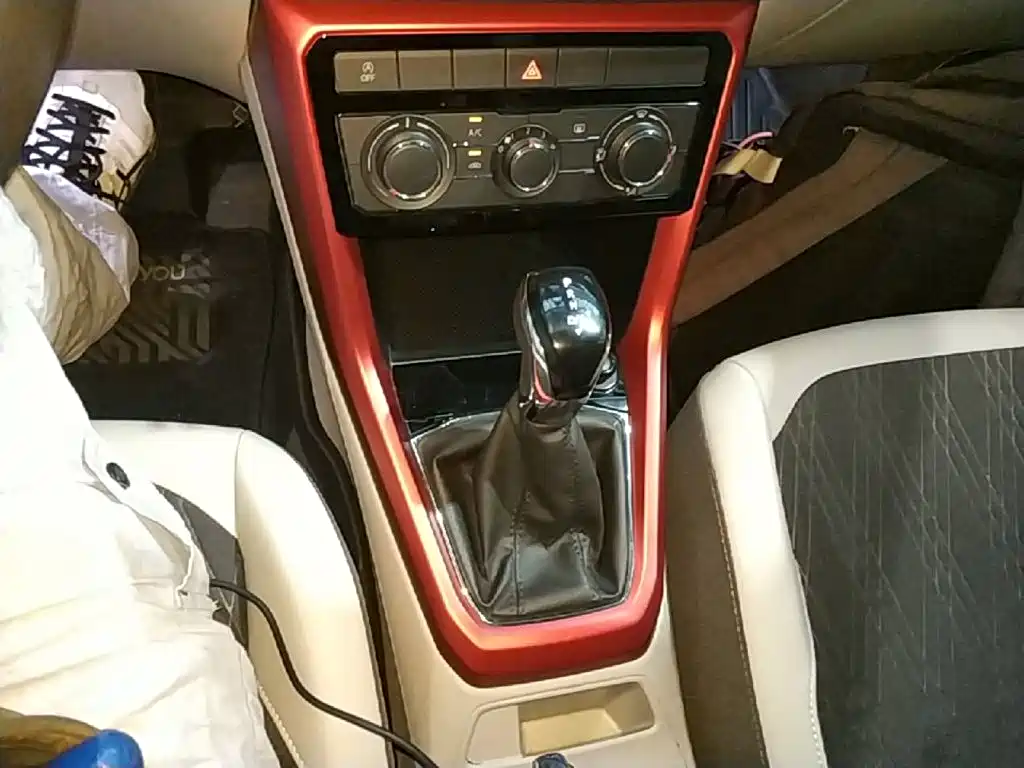 Volkswagen T-Cross — миниатюра 14