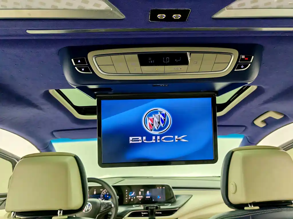Buick GL8 — миниатюра 13