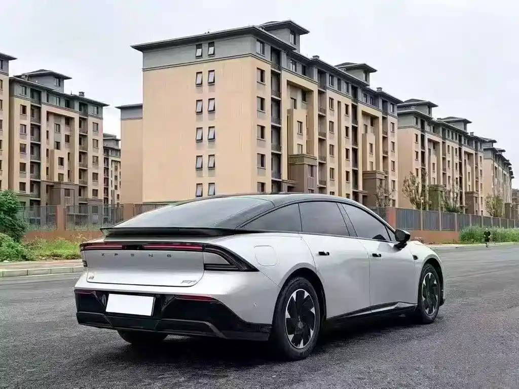 XPeng P7+ — миниатюра 7