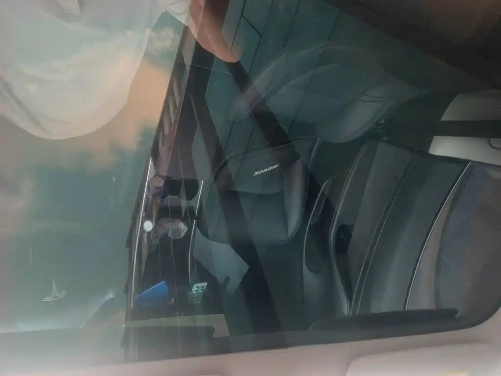 Tesla Model 3 — миниатюра 14
