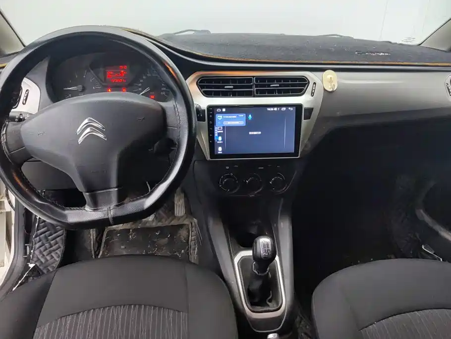Citroen Elysee — миниатюра 12