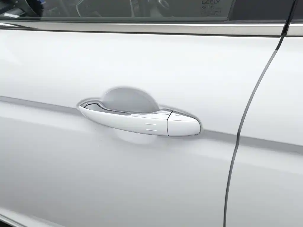 Geely Emgrand GL — миниатюра 18