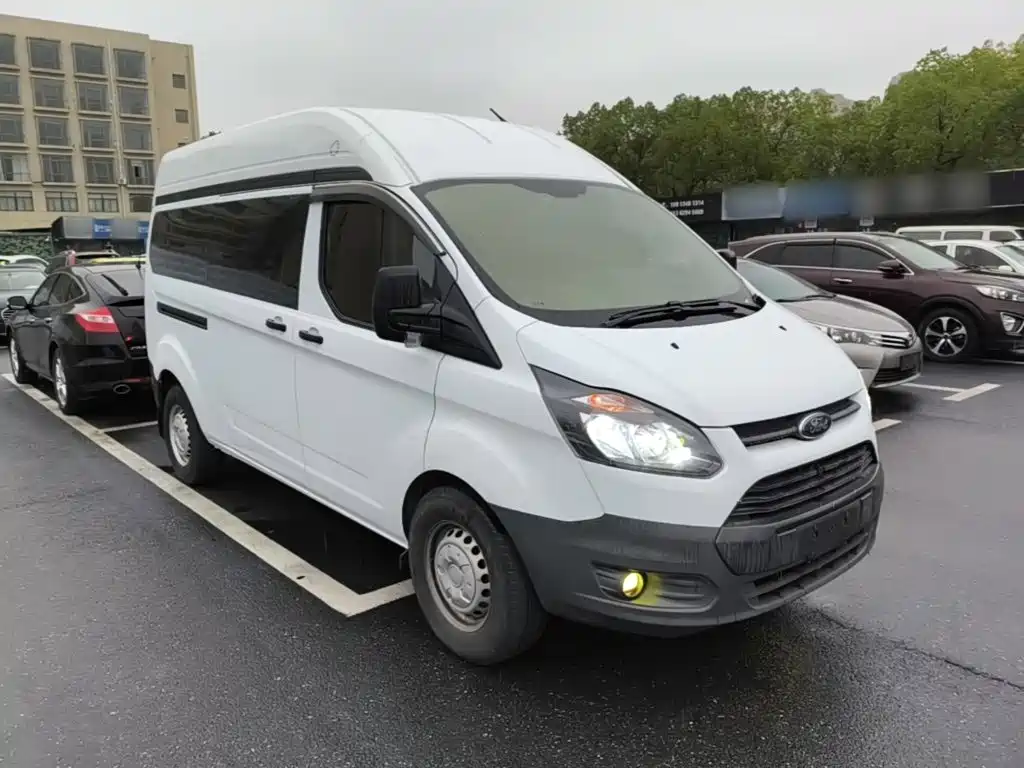 Ford Transit — миниатюра 4