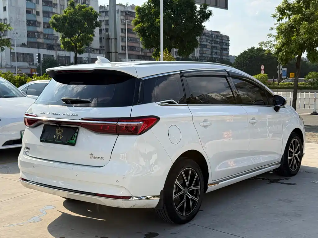 BYD MAX New Energy — миниатюра 6