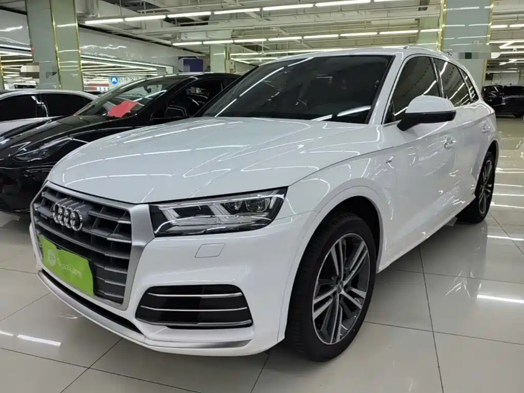 Audi Q5L — миниатюра 2