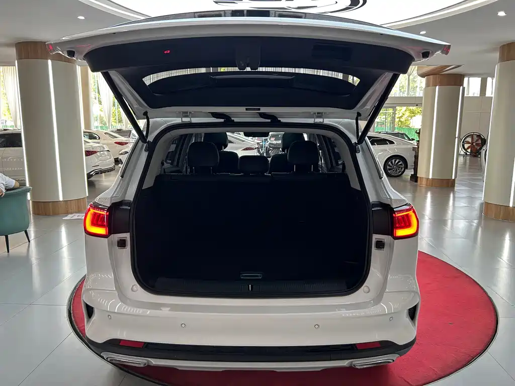 Roewe RX5 MAX — миниатюра 40