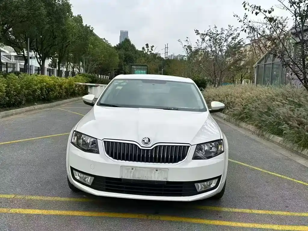 Skoda Octavia — миниатюра 3