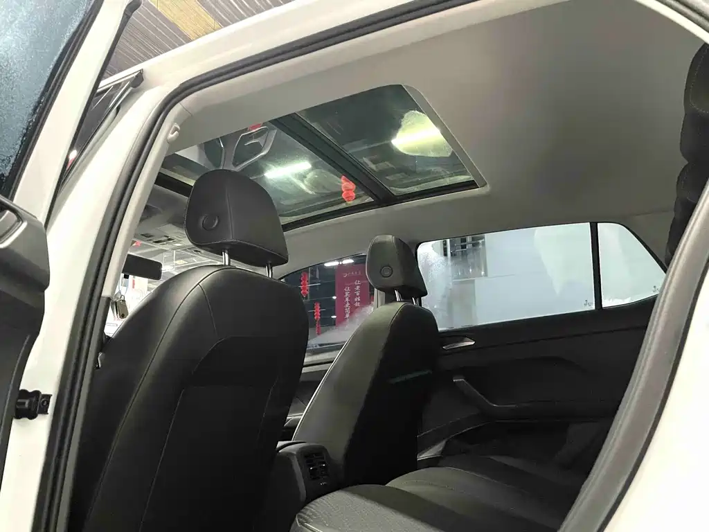 VOLKSWAGEN EXPLORING THE SHADOW