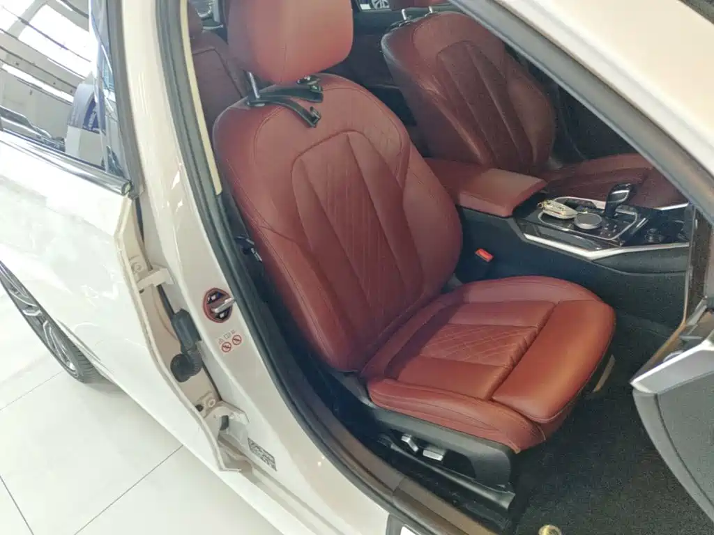 BMW 3 Series — миниатюра 25