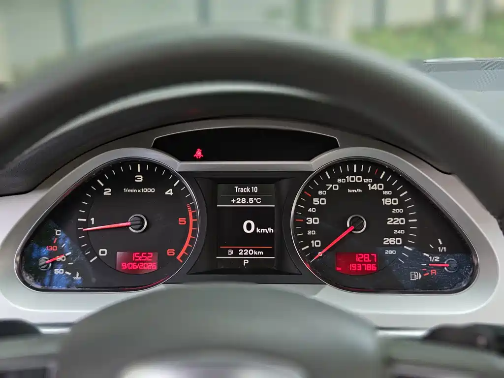Audi A6L — миниатюра 11