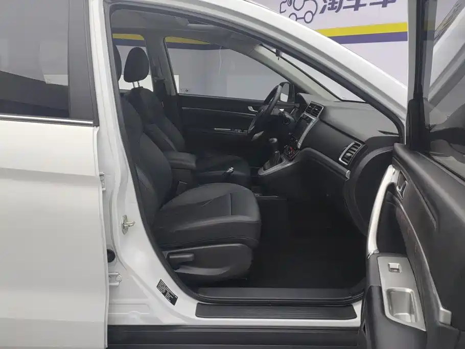 Haval M6 — миниатюра 8