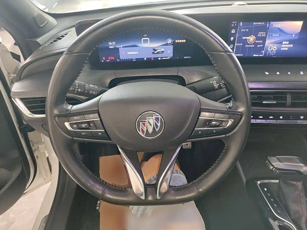 Buick Verano — миниатюра 11