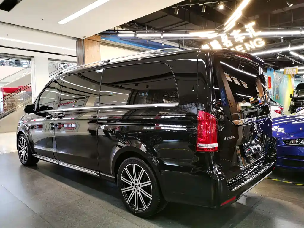 Mercedes-Benz V-Class — миниатюра 3