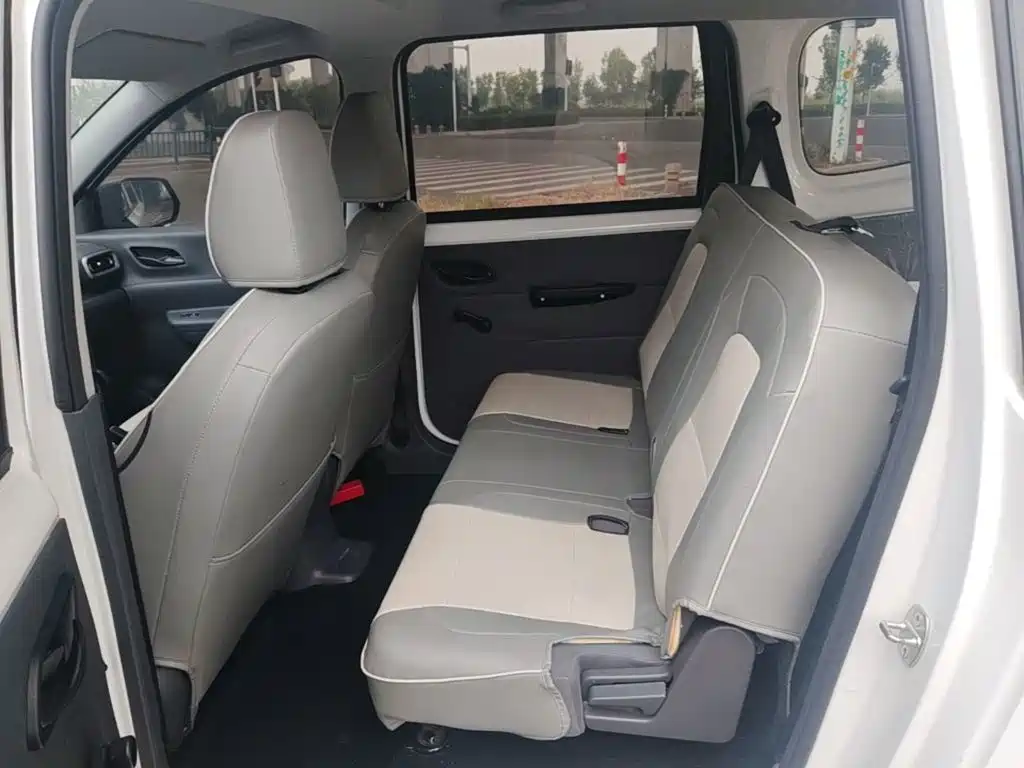 Wuling Hongguang EV — миниатюра 17