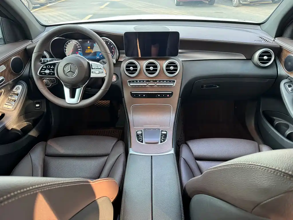 Mercedes-Benz GLC — миниатюра 14