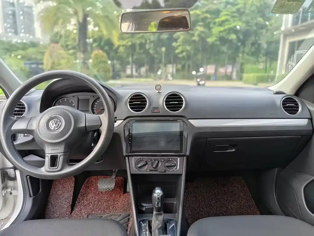 Volkswagen Jetta — миниатюра 15