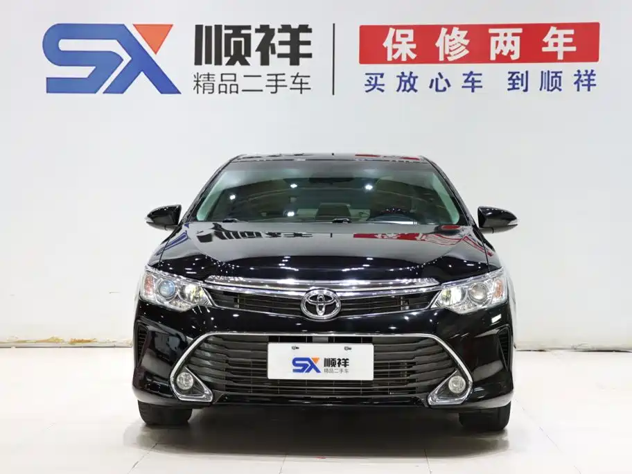Toyota Camry — миниатюра 2