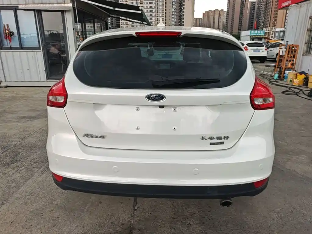 Ford Focus — миниатюра 6