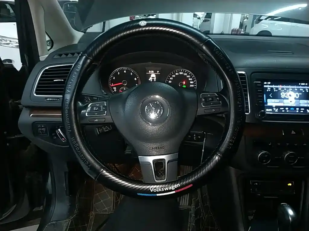 Volkswagen Sharan — миниатюра 11