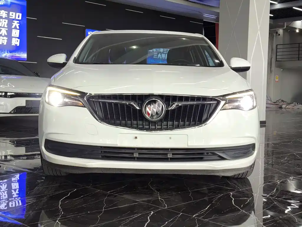Buick Excelle — миниатюра 2