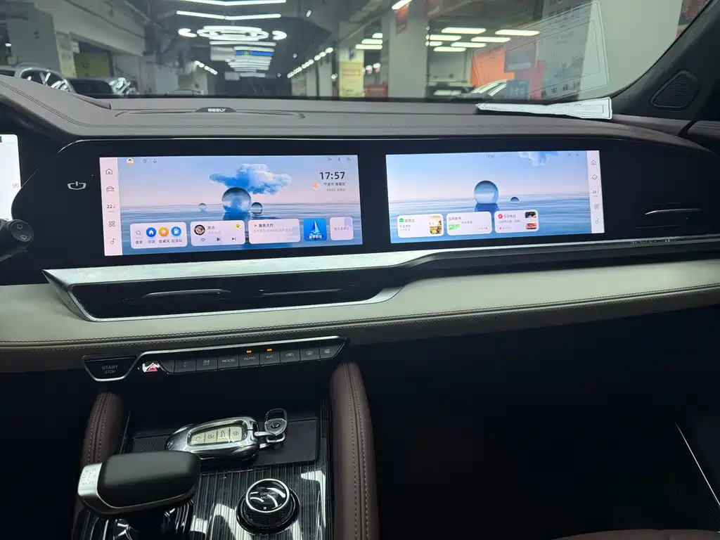 Geely Xingyue L — миниатюра 11