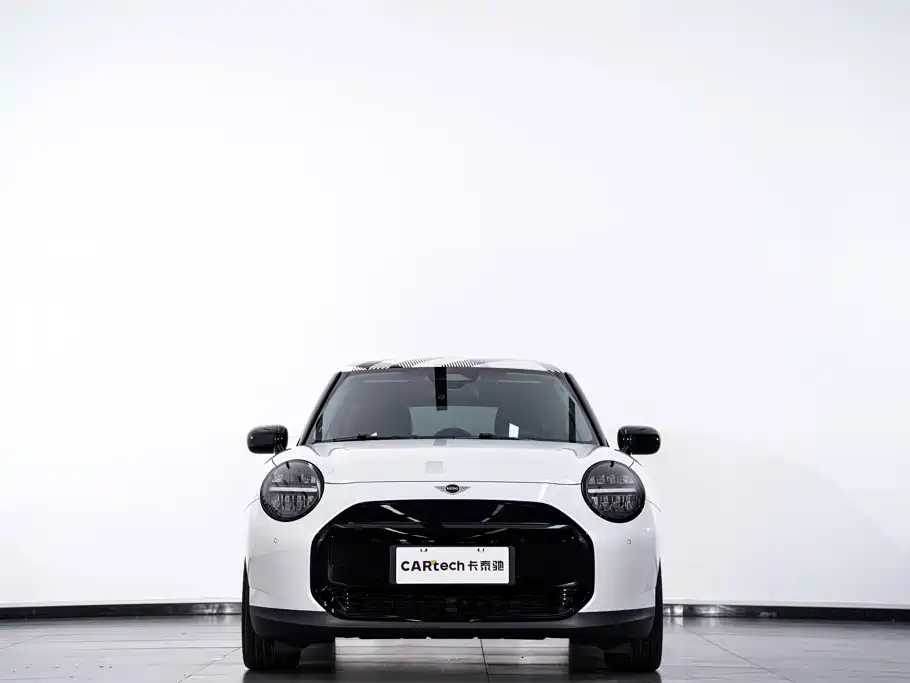 MINI MINI COOPER EV — миниатюра 4