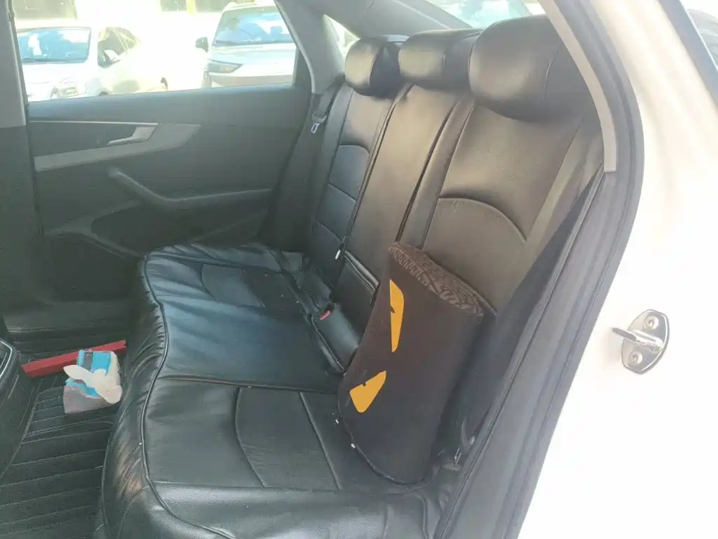 Audi A4L — миниатюра 18