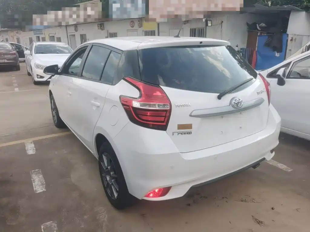 Toyota Yaris L — миниатюра 5