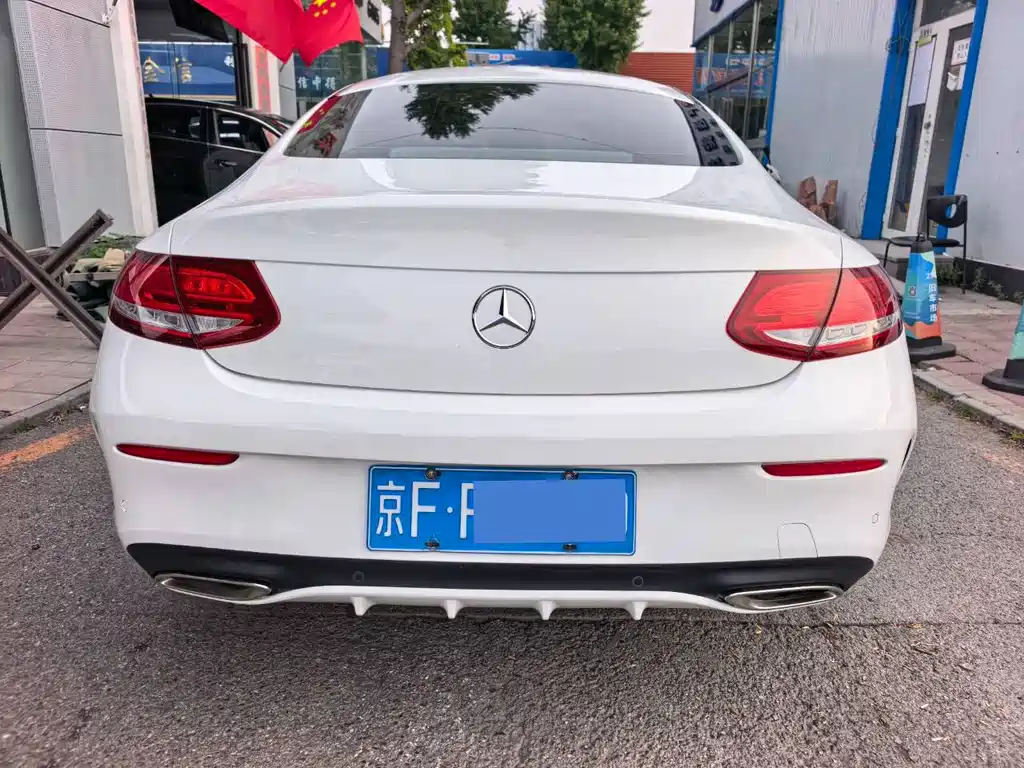 Mercedes-Benz C-Class (Import) — миниатюра 4