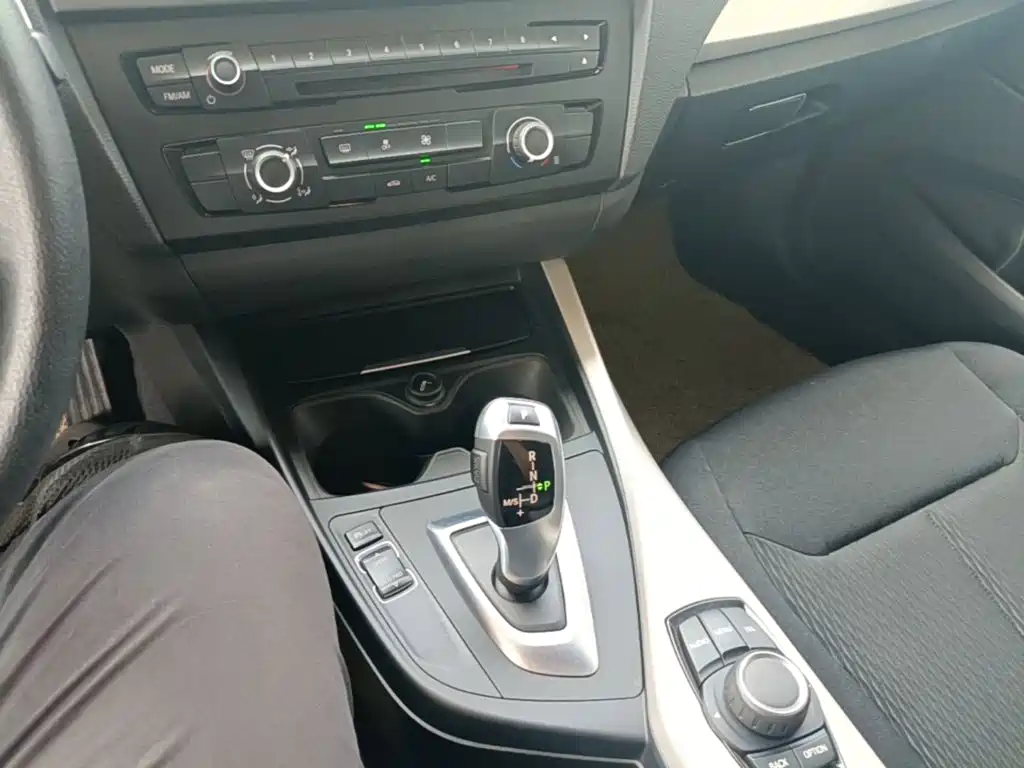 BMW 1 Series (Import) — миниатюра 14