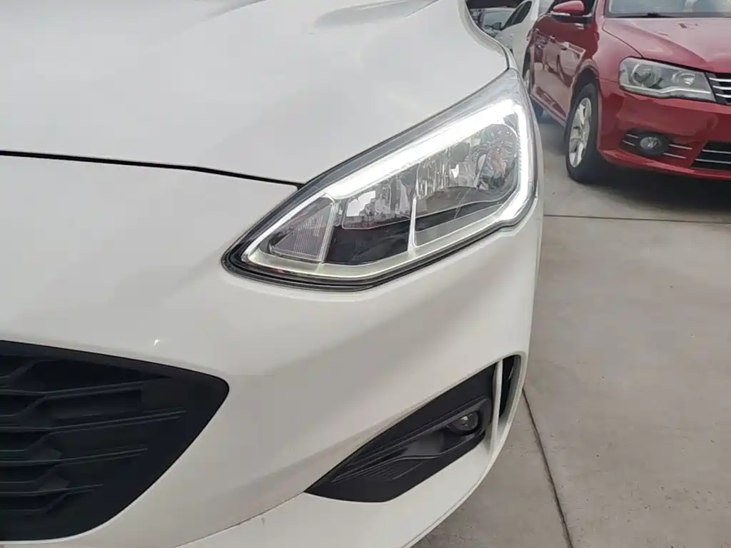 Ford Focus — миниатюра 24