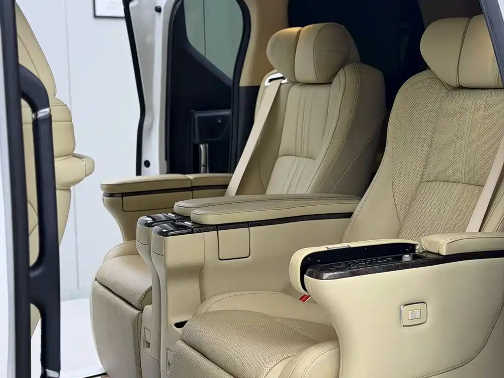 Toyota Alphard 2021 2.5L Luxury