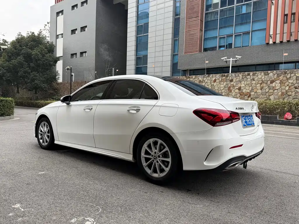 MERCEDES-BENZ A CLASS