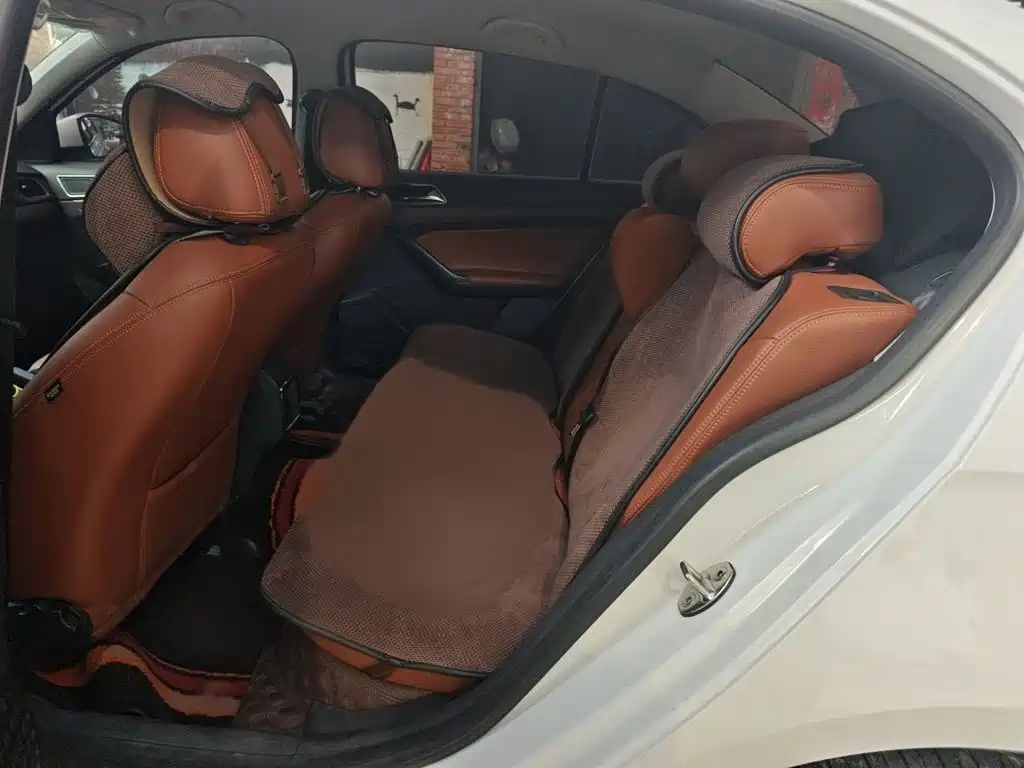 Volkswagen Lavida — миниатюра 15