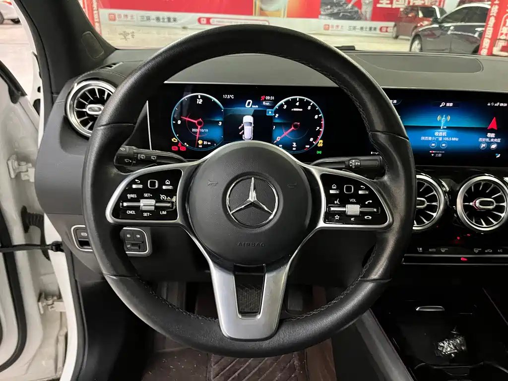 Mercedes-Benz GLA — миниатюра 4