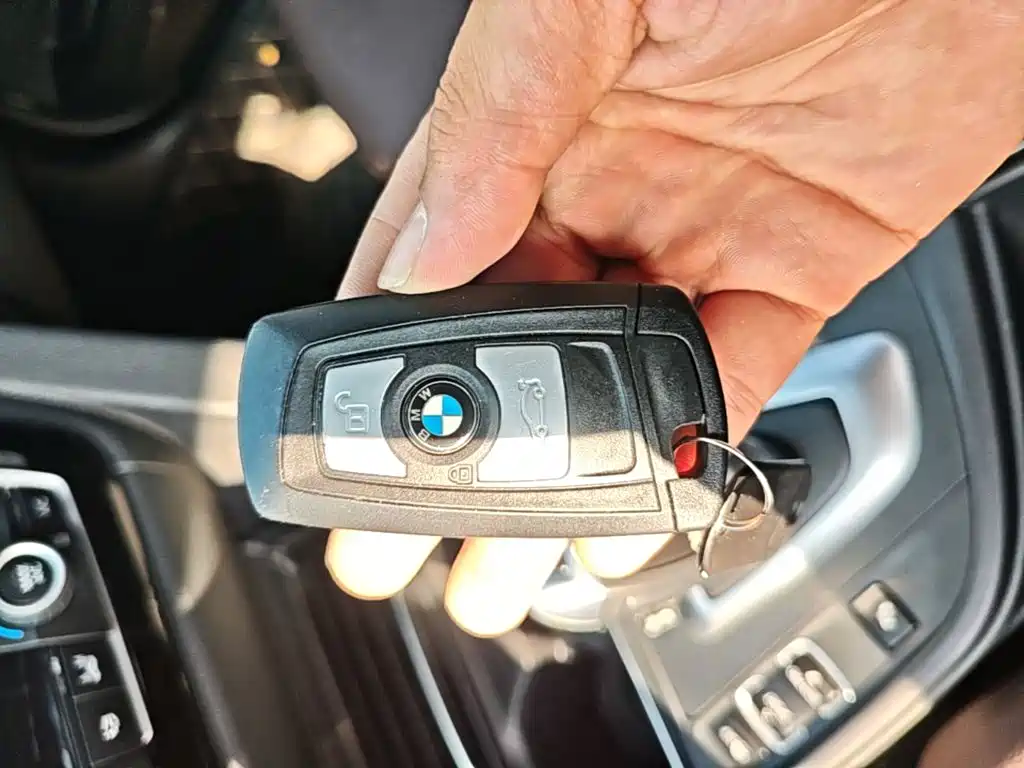BMW 3 Series — миниатюра 17