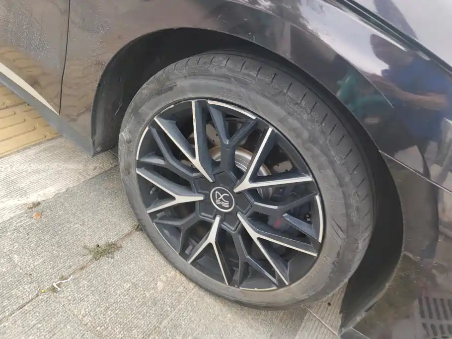 BYD Han — миниатюра 6