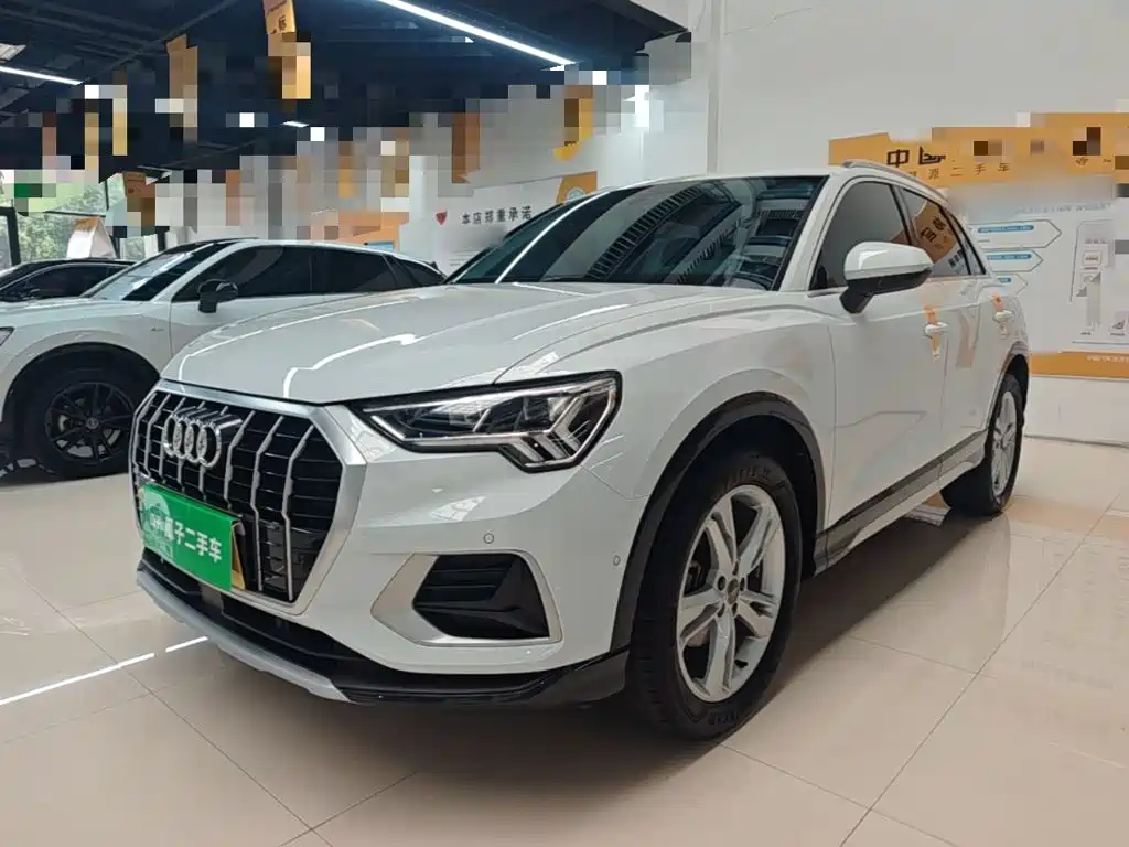 奥迪Q3 2021款 35 TFSI 时尚致雅型 2020
