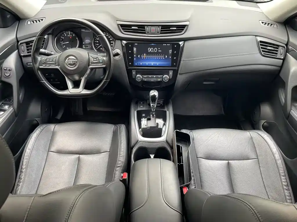 Nissan X-Trail — миниатюра 5